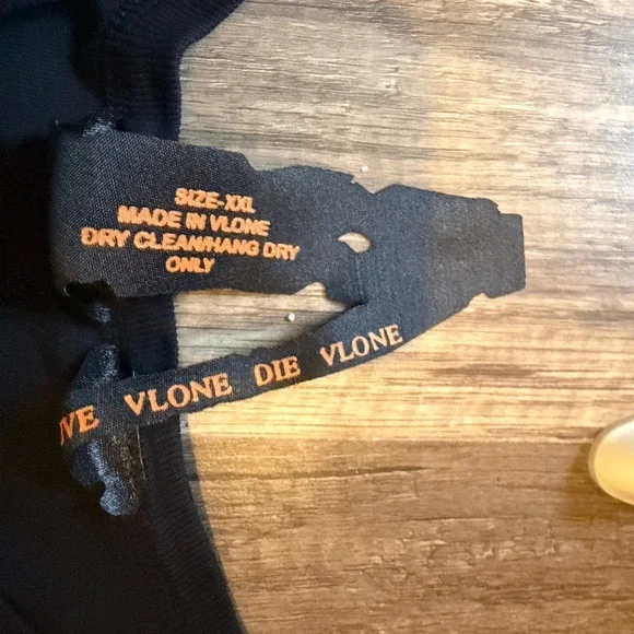 VLONE Black Tee with Purple and White Logo 100% authentic - Picture 3 of 5